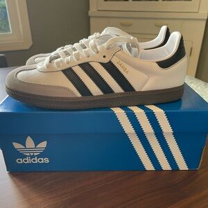 Like new Adidas Samba OG shoes